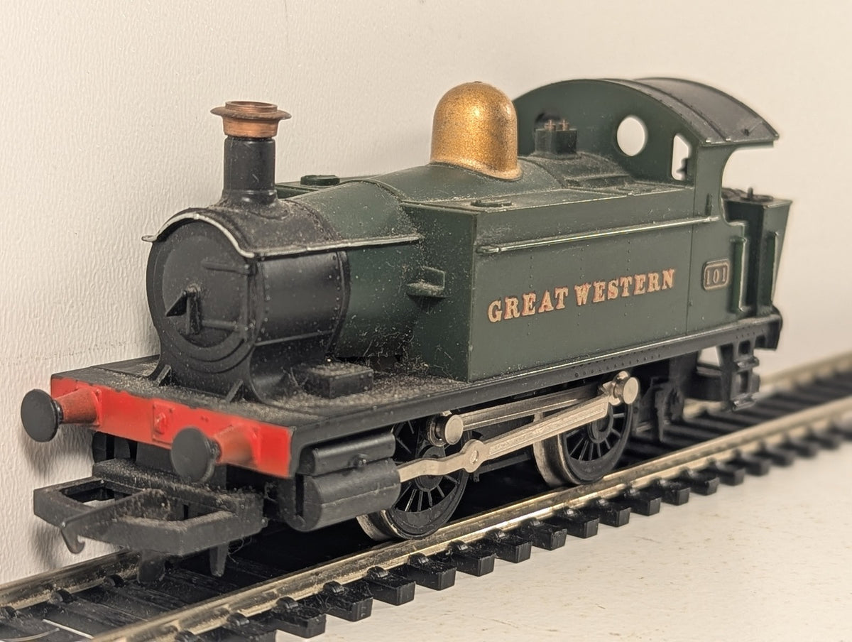 Hornby OO Gauge GWR Holden Class 101 0-4-0T Steam Locomotive GWR Green