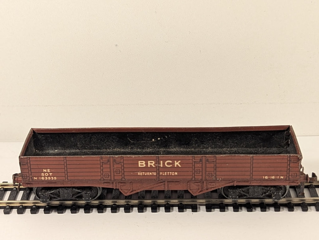 Hornby Dublo OO Gauge 50T Brick Truck Wagon E163535