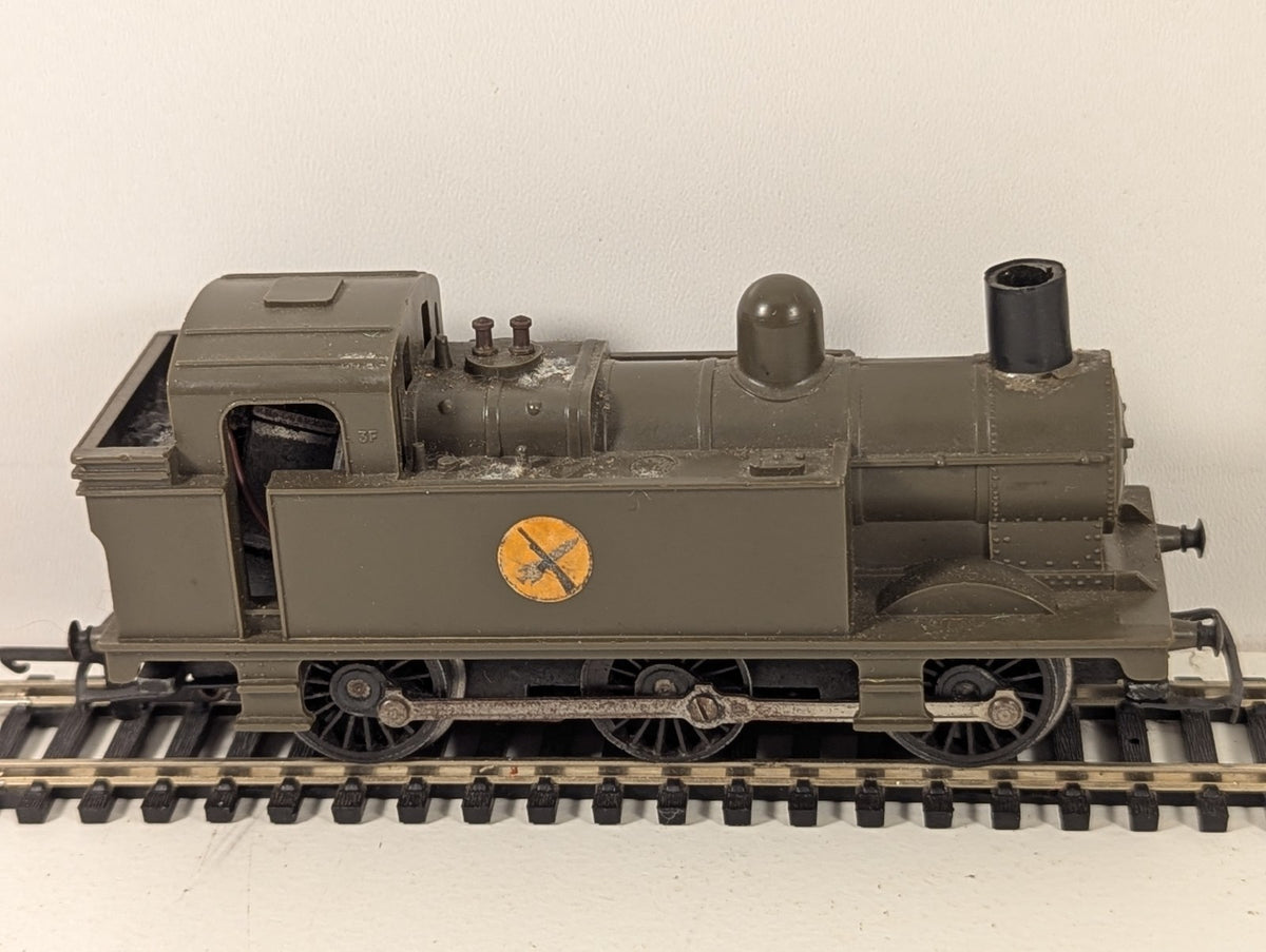 Tri-ang R558S “Battlespace” Class 3F Jinty 0-6-0 (Replacement Chimney Fitted)