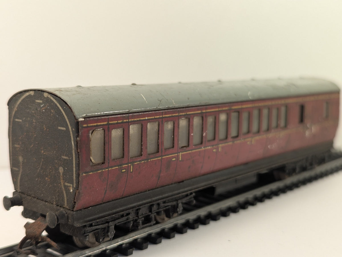 Hornby Dublo OO Gauge BR Maroon Suburban Brake Coach
