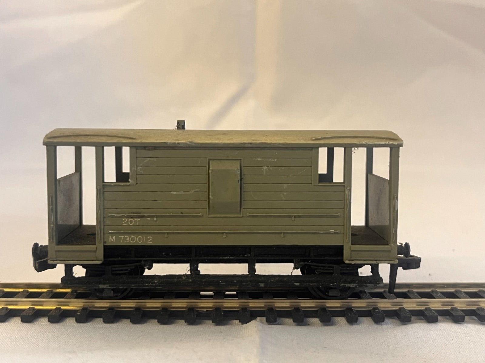 Hornby Dublo OO Gauge 20 Ton Goods Brake Van M730012