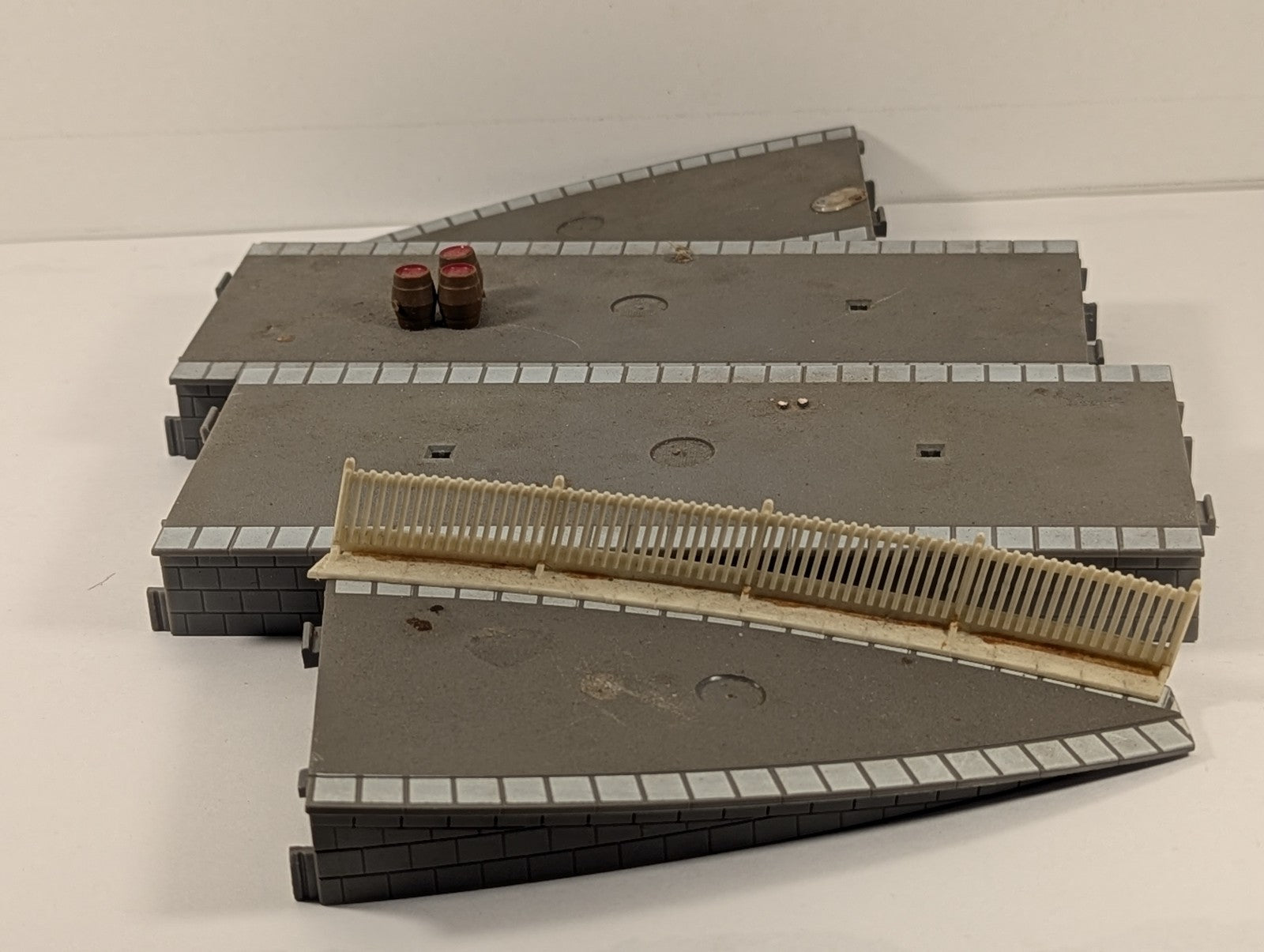 Hornby OO Gauge Station Platform Straight and Ramp Sections Platforms