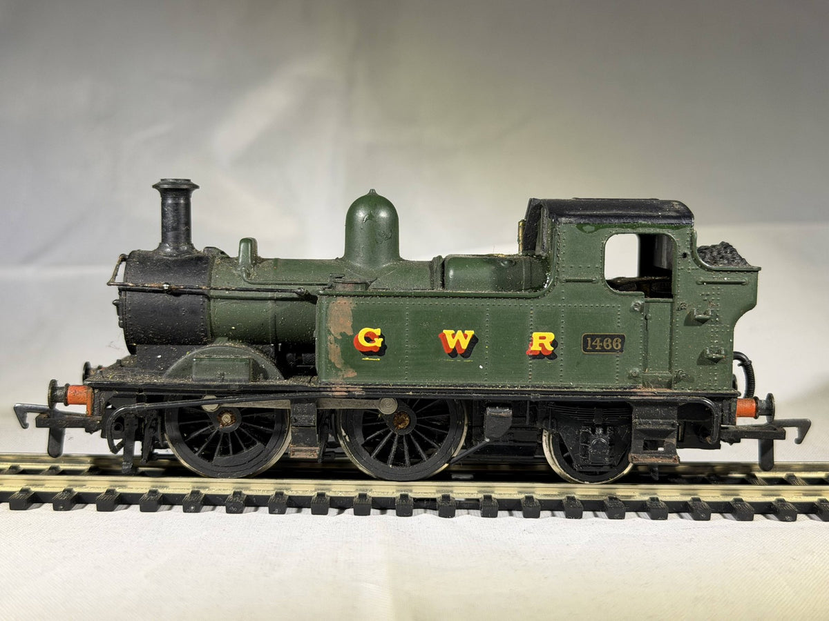 Airfix OO Gauge GWR 1400 Class 0-4-2T Steam Locomotive 1466 GWR Green 54152-0