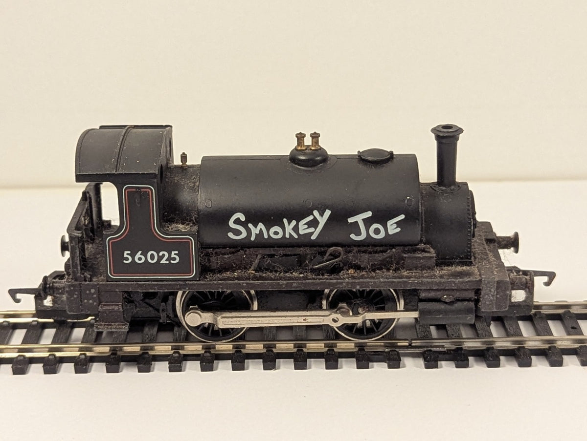 Hornby OO Gauge Smokey Joe 0-4-0ST Tank Locomotive