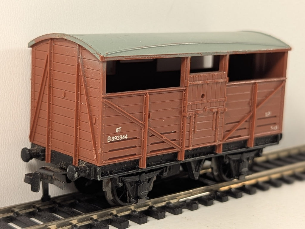 Hornby Dublo BR 8 Ton Cattle Wagon