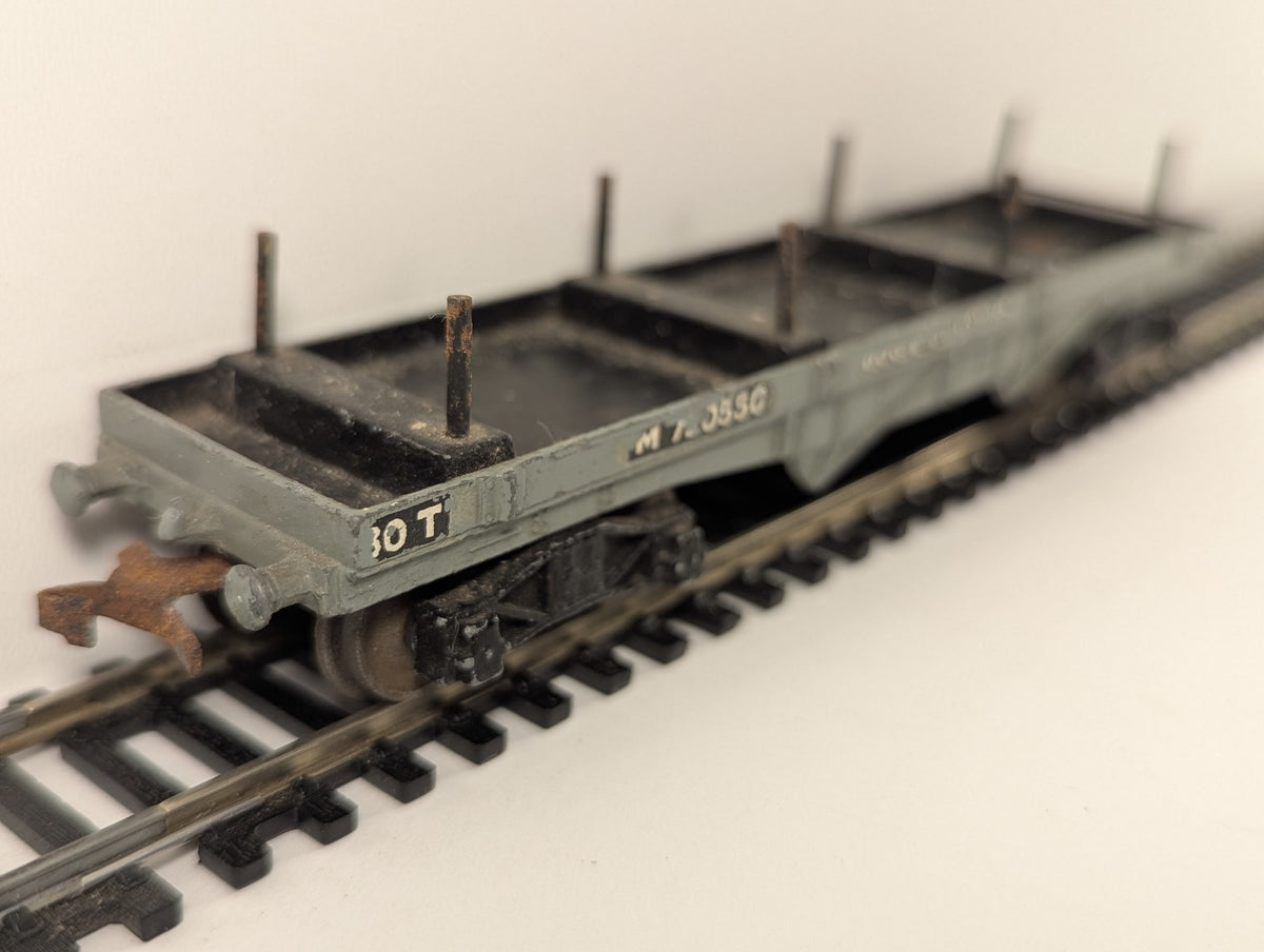 Hornby Dublo OO Gauge 30-Ton Bogie Bolster Wagon Goods Wagon M 720550 BR Grey