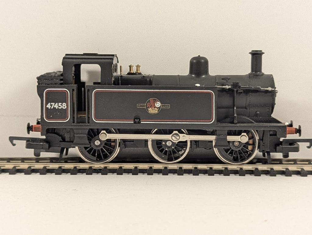 Hornby OO Gauge Class 3F Jinty Locomotive 47458 BR Black R058