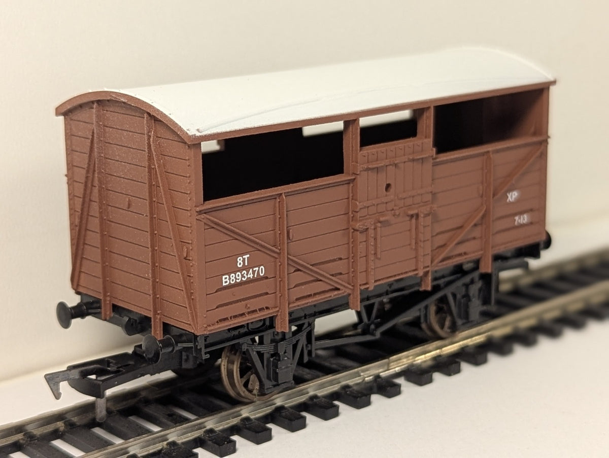 Dapol 4F-020-049 OO Gauge Cattle Wagon