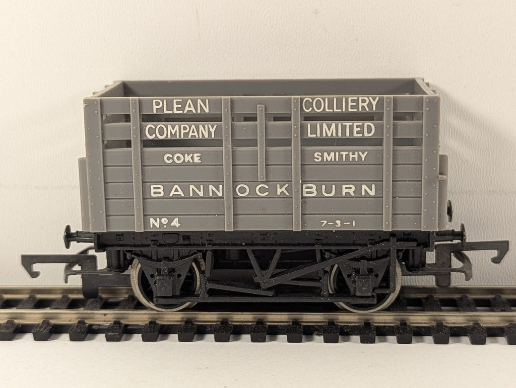 Hornby OO Gauge Plean Colliery Coke Wagon Goods Wagon 4 Plean Colliery Grey R105