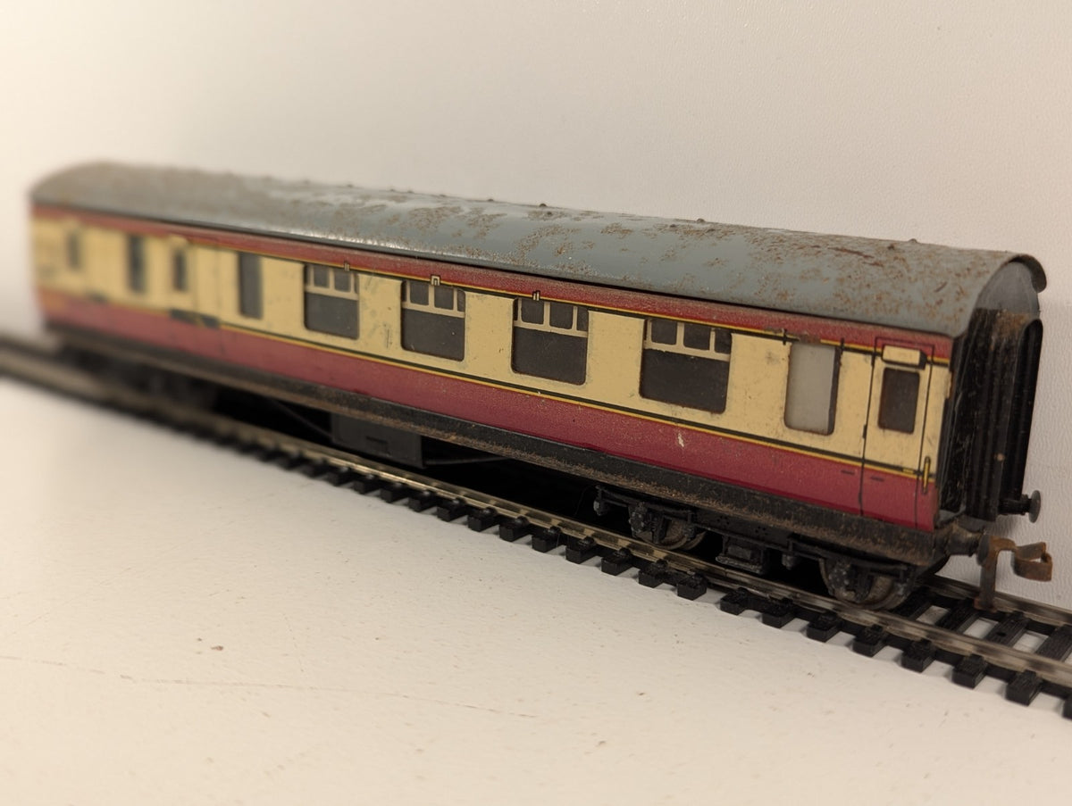 Hornby Dublo OO Gauge Tinplate Brake Coach “Blood and Custard”