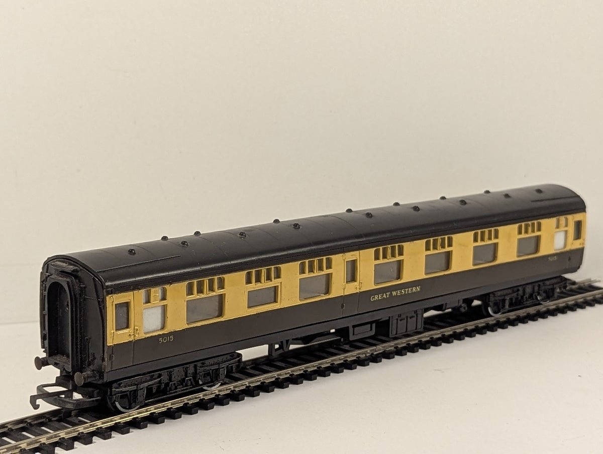 Hornby OO Gauge GWR Collett Composite Coach Passenger Coach 5015
