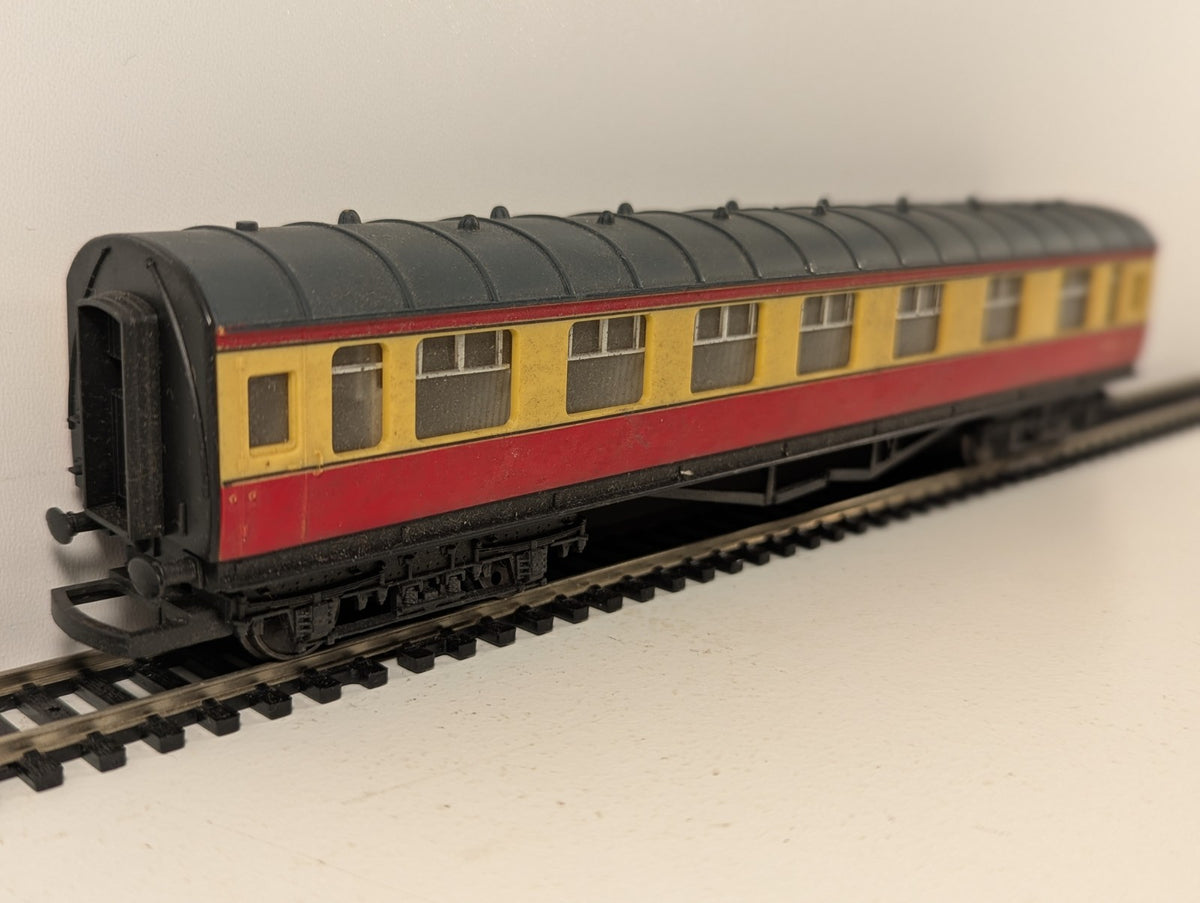 Hornby OO Gauge BR Composite 1st Class Coach