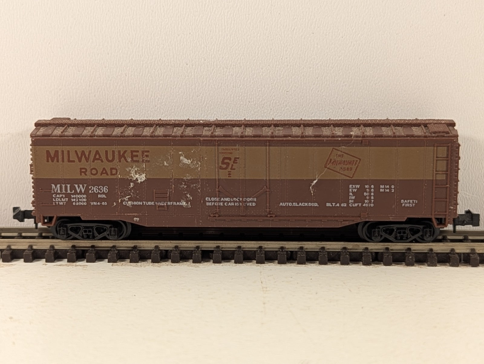 Lima N Gauge Milwaukee Road 51ft Mechanical Boxcar