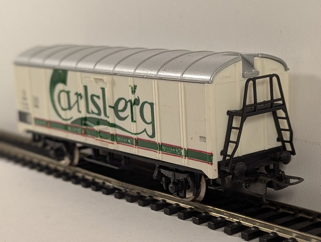 Lima HO Gauge DSB Carlsberg Beer Van Goods Wagon Za 99318 P
