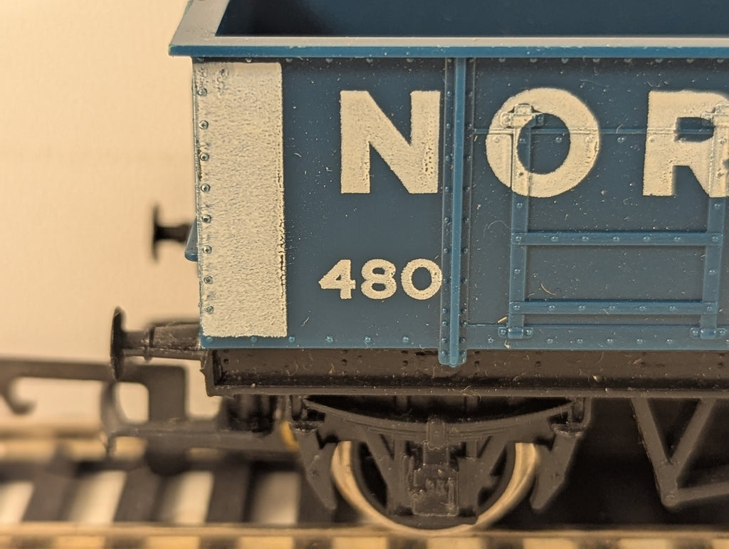 Hornby OO Gauge Norstand Limited Fish Docks Grimsby 7-Plank Open Wagon