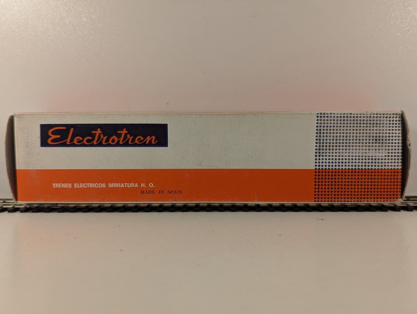 Electrotren HO Gauge RENFE J-2 Closed Box Van Goods Wagon 0137500-1