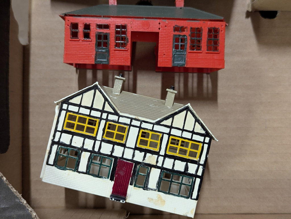 Tri-ang OO Gauge Series 3 Track, Buildings and Controller Joblot