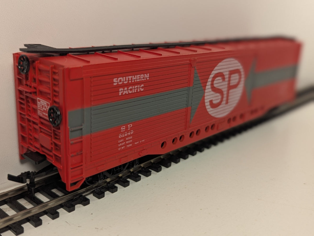 AHM HO Gauge Southern Pacific Evans All-Door Boxcar