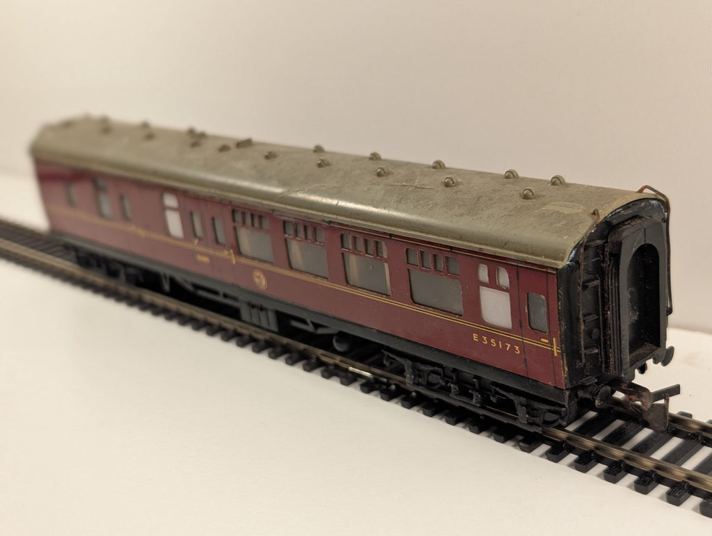 Hornby Dublo 4053 OO Gauge BR Brake 2nd Coach (E35173) – Needs Restoration