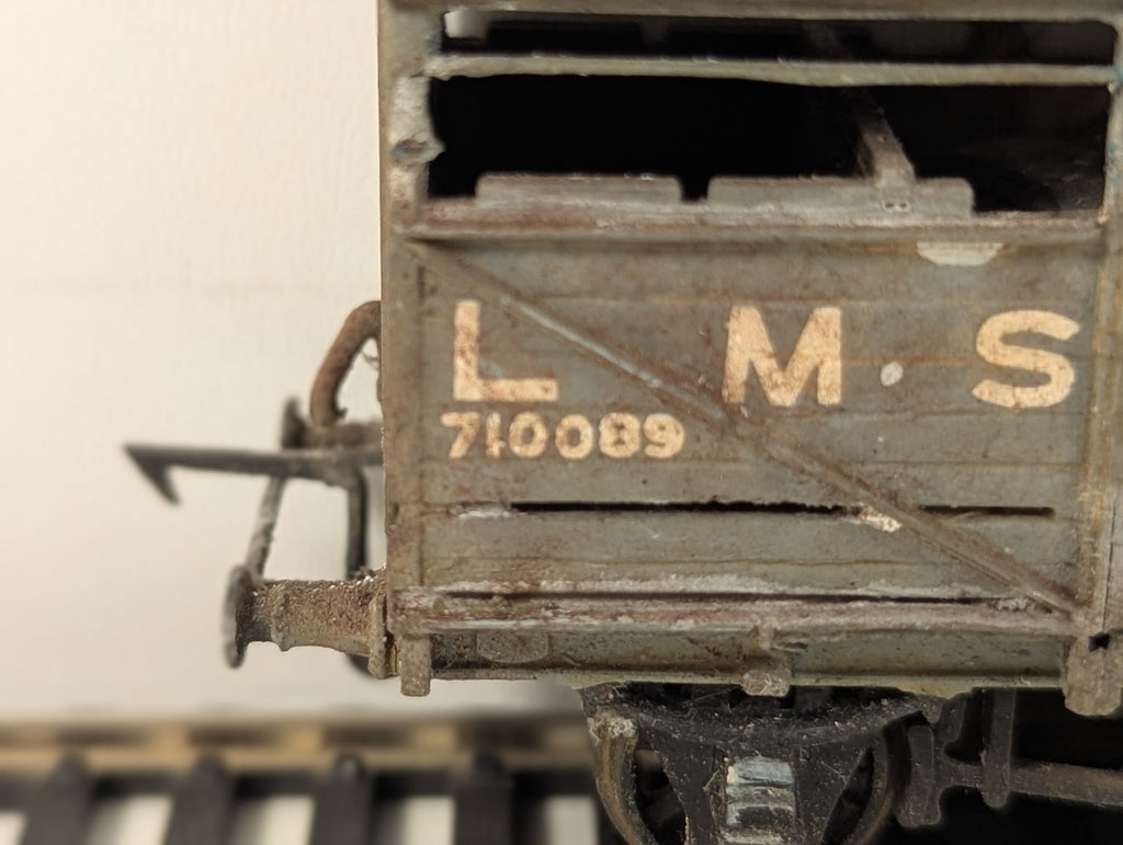Kit Built OO Gauge LMS Large Cattle Van Cattle Wagon 710043 LMS Grey