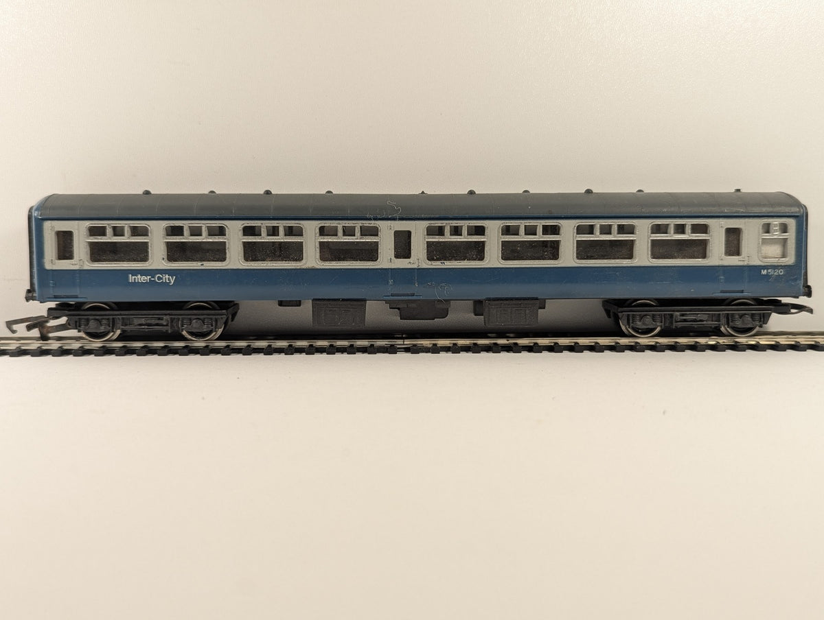 Hornby OO Gauge BR Mk2 Coach Passenger Coach M5120 BR Blue & Grey R422