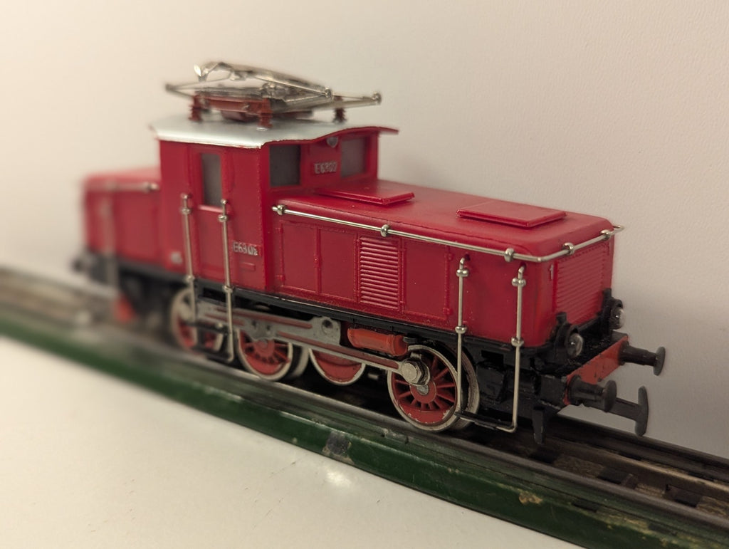 Märklin 3001 H0 Gauge BR 163 Electric Loco 3-Rail