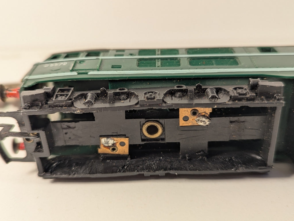 Tri-ang R357 OO Gauge BR Class 31 Diesel Locomotive – Spares Repair
