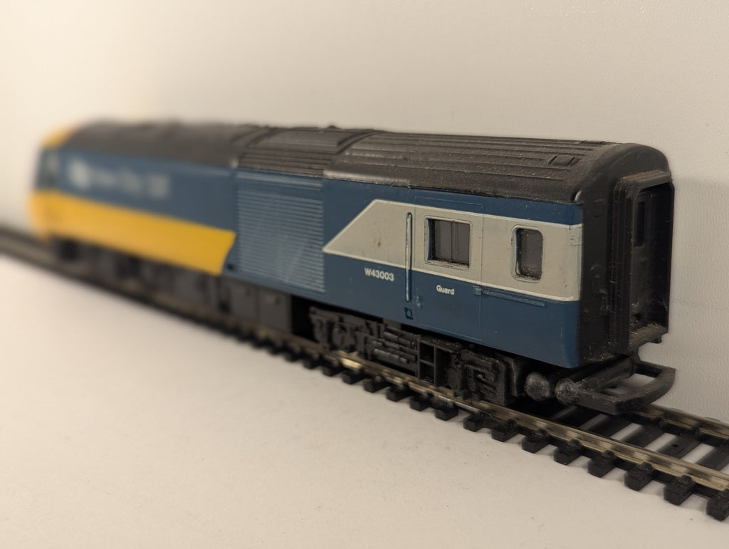 Hornby OO Gauge Class 43 HST Dummy Power Car Diesel Locomotive W43003