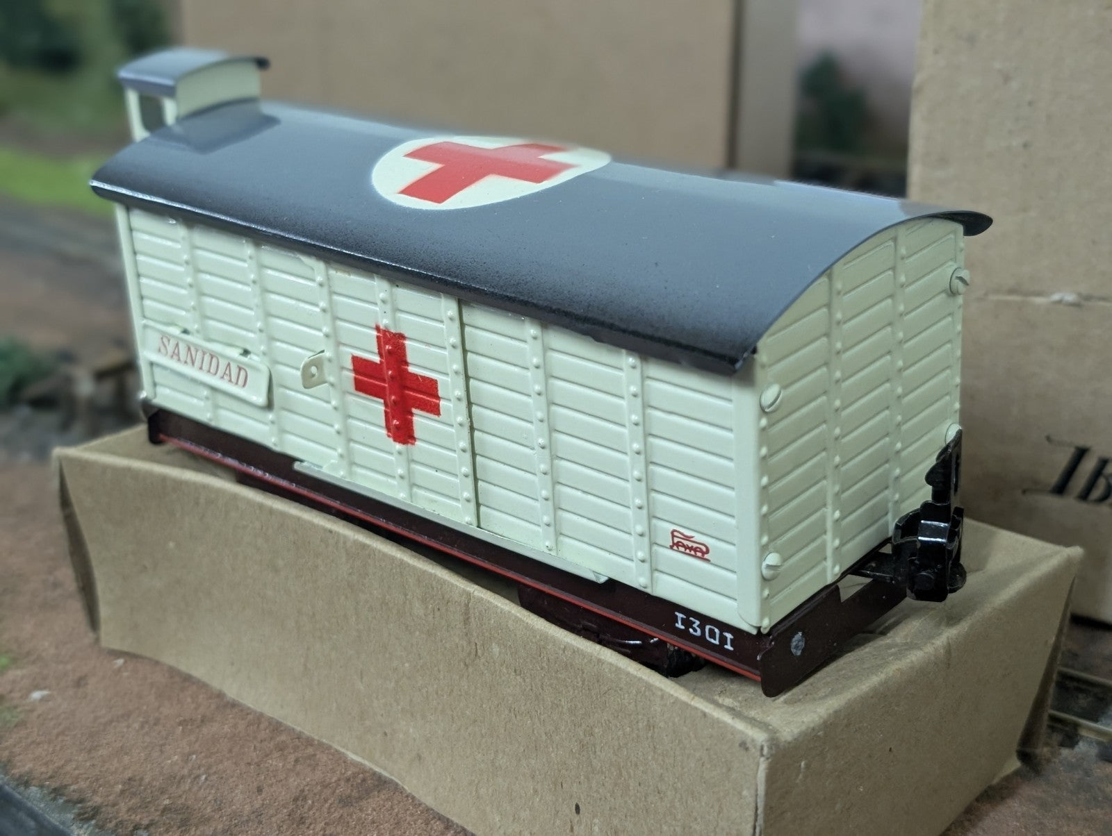 Red Cross Paya Ref. 1303 O Gauge Wagon