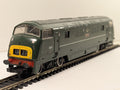 Mainline OO Gauge Class 42 Warship D825 'Intrepid' Diesel Locomotive