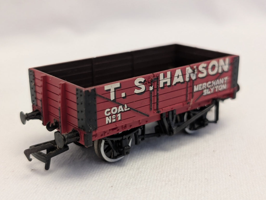 Bachmann OO Gauge 7 Plank Open Wagon 'T. S. Hanson' Goods Wagon