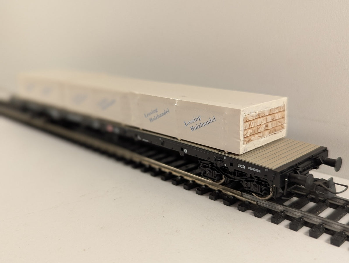 Roco H0 Rs Flat Wagon with Timber Load 'Lessing Holzhandel' Goods Wagon
