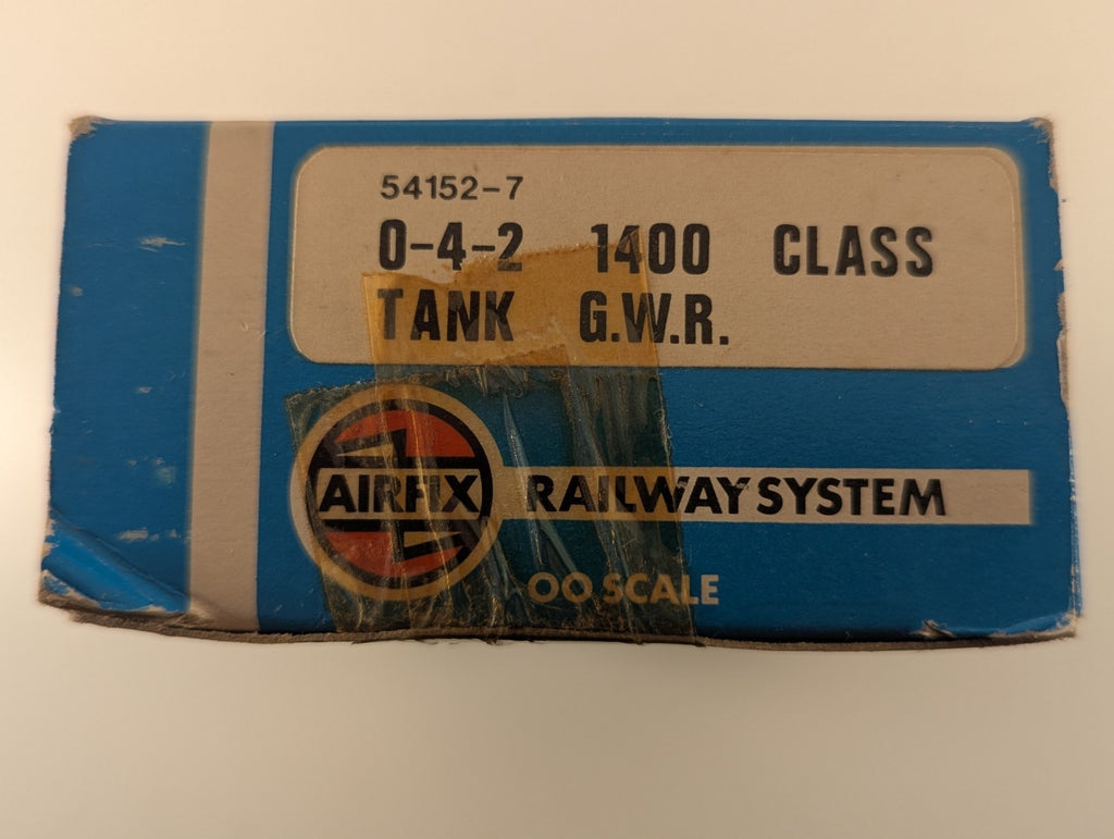 Airfix OO Gauge GWR 1400 Class 0-4-2T Steam Locomotive 1466 GWR Green