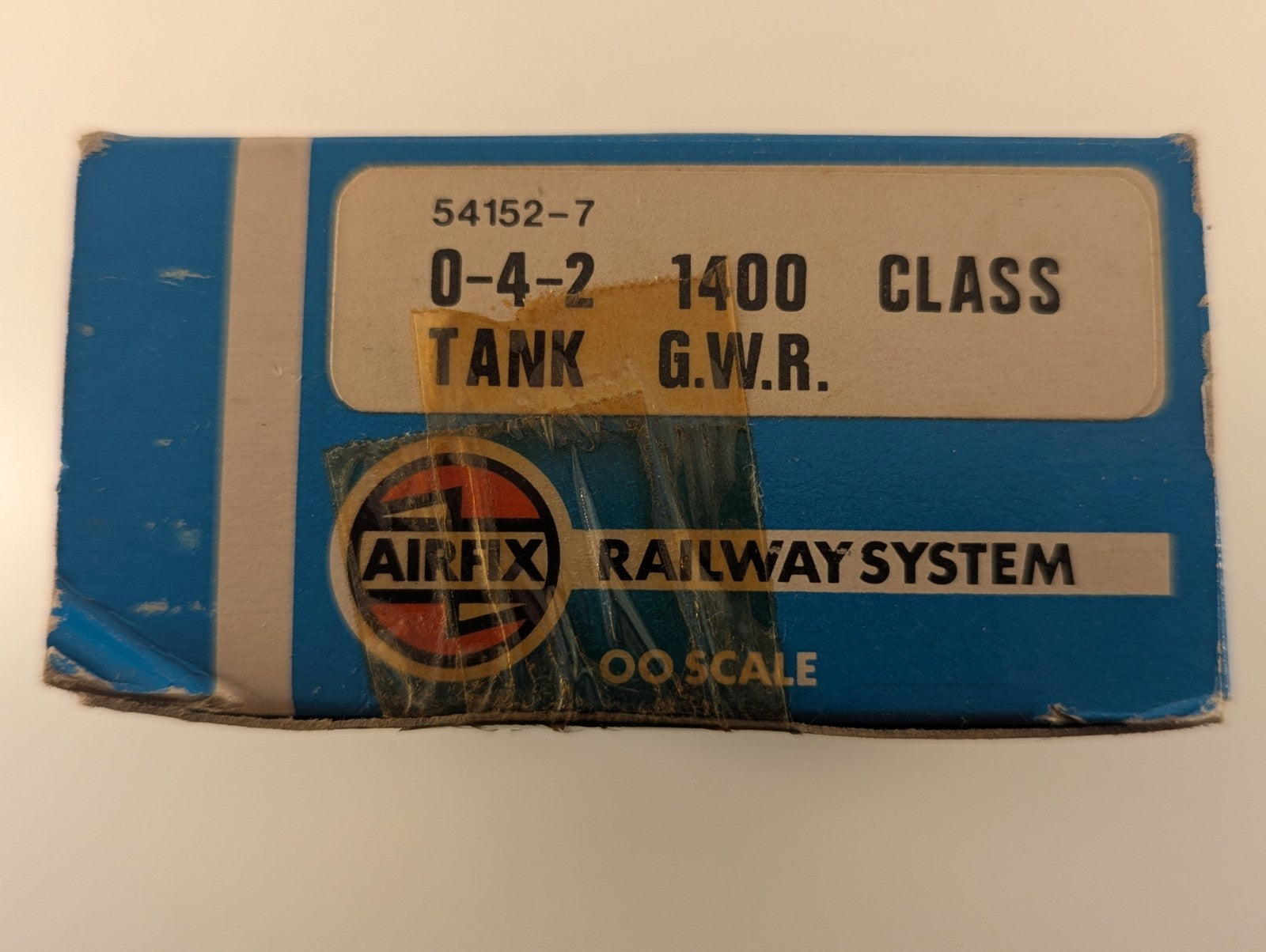 Airfix OO Gauge GWR 1400 Class 0-4-2T Steam Locomotive 1466 GWR Green