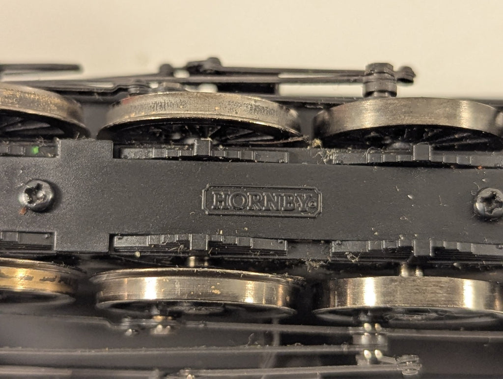 Hornby BR Standard Class 9F Steam Locomotive Weathered OO Gauge