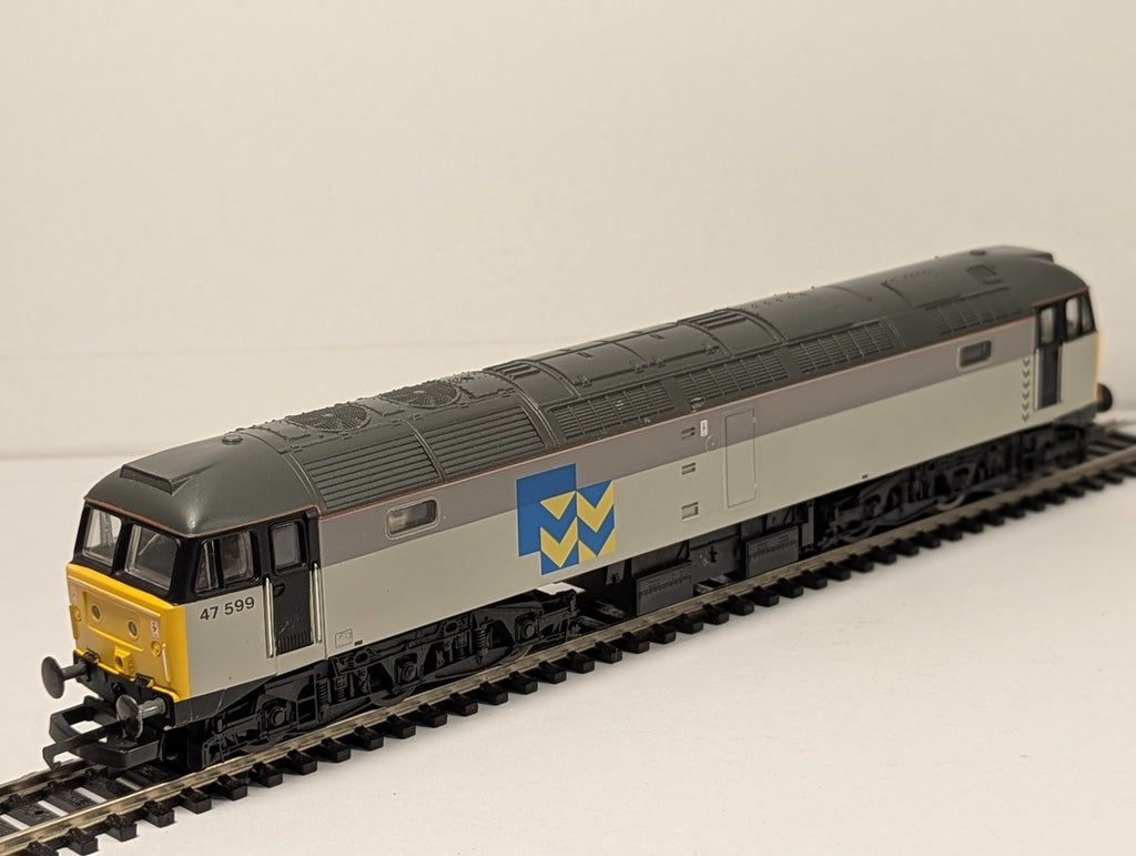 Lima OO Gauge Class 47 Diesel Locomotive 47 599 Mainline Freight
