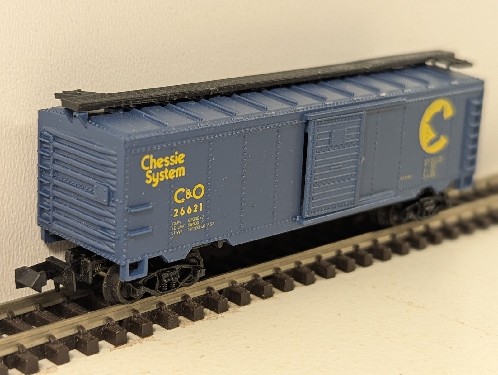 Life-Like 7789 N Gauge Chessie System Evans 40ft Boxcar - Boxed