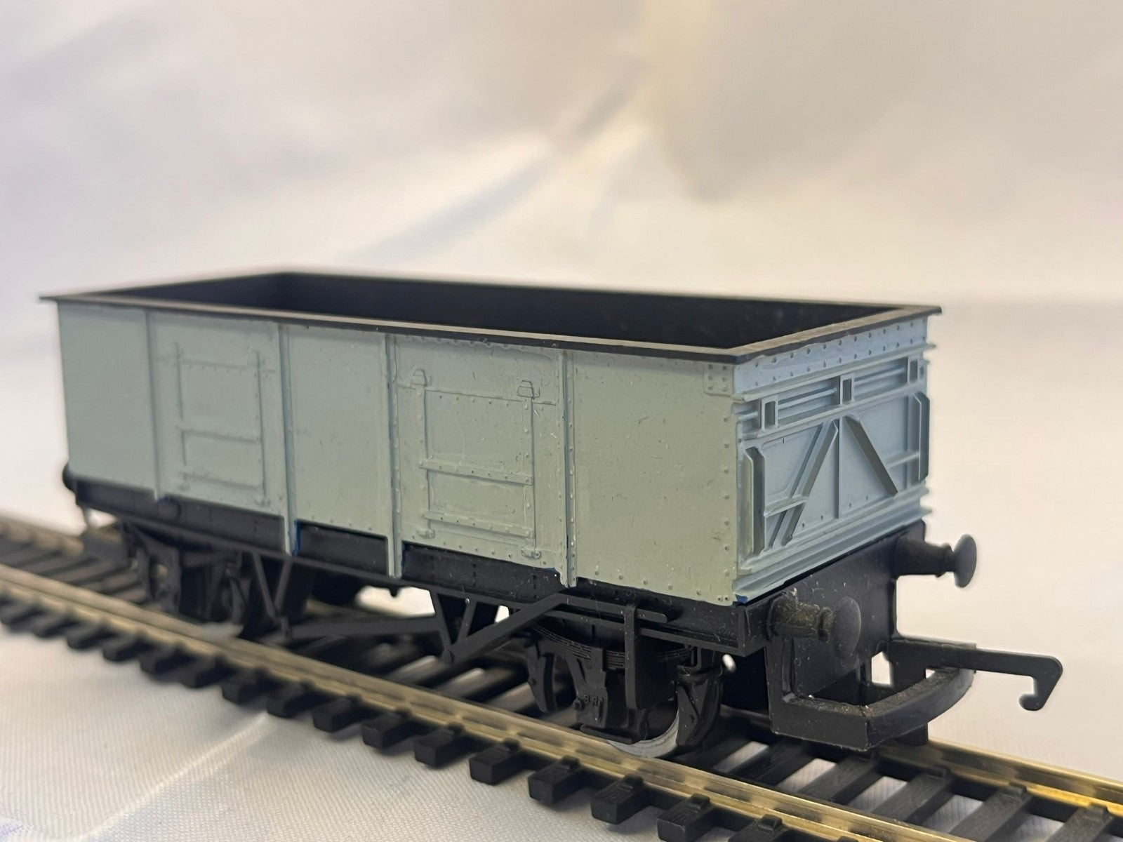 Hornby Large Grey Mineral Wagon