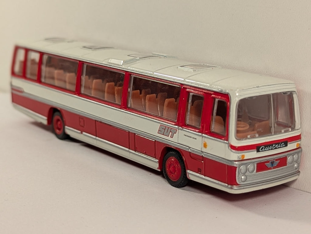 EFE 15705 AEC Plaxton Panorama Elite Mk II Coach