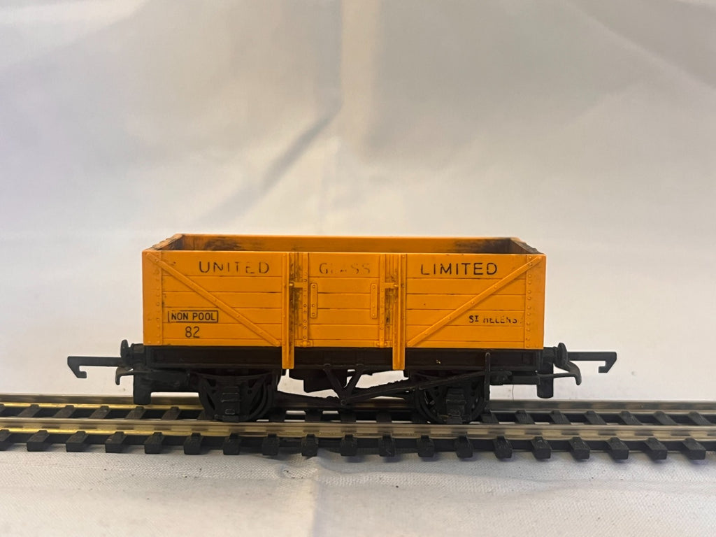 Hornby Dublo 4660 OO Gauge United Glass Bottle Manufacturers Wagon