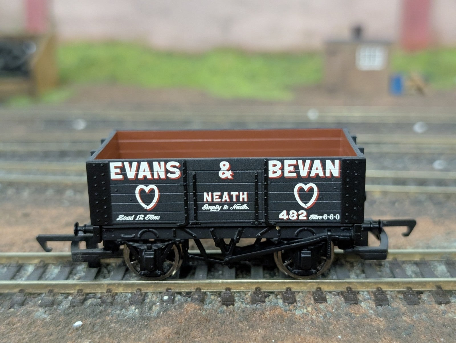 Hornby R142 OO Gauge Evans & Bevan Open Wagon