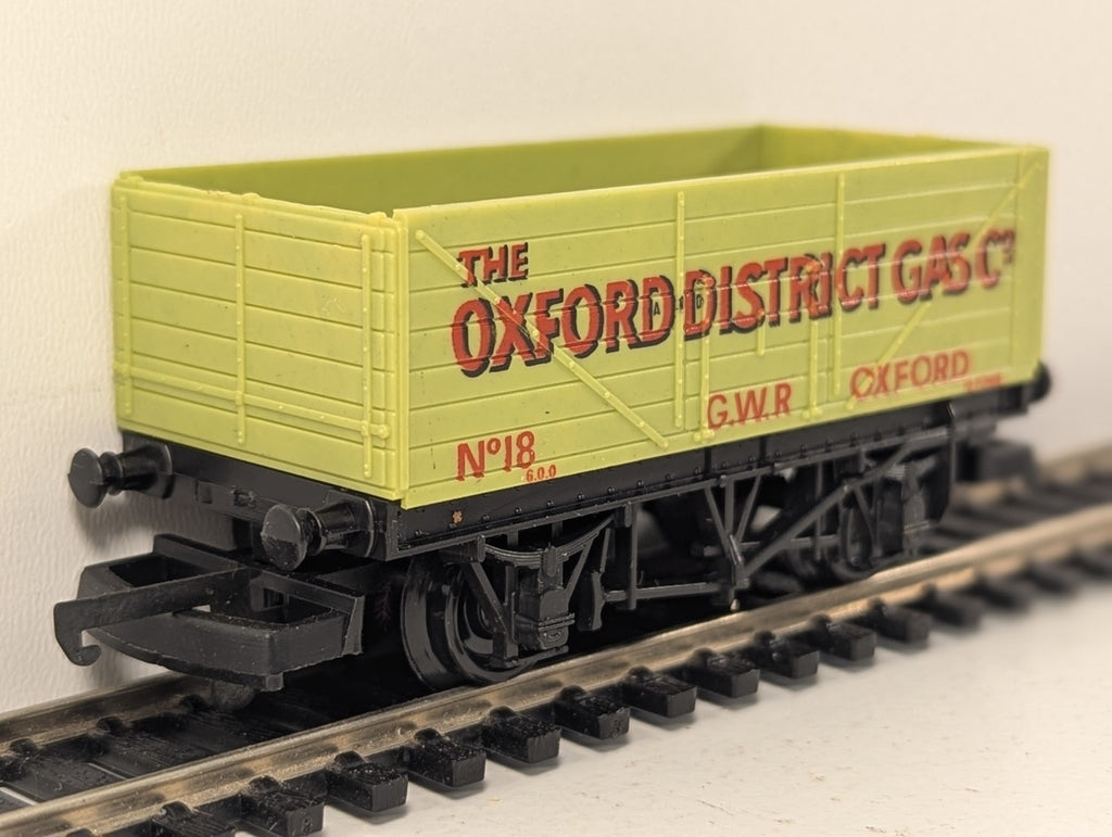 Lima OO Gauge Oxford District Gas Co No 18 5-Plank Wagon
