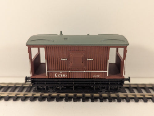 Bachmann Branchline OO Gauge 20 Ton Brake Van E178513