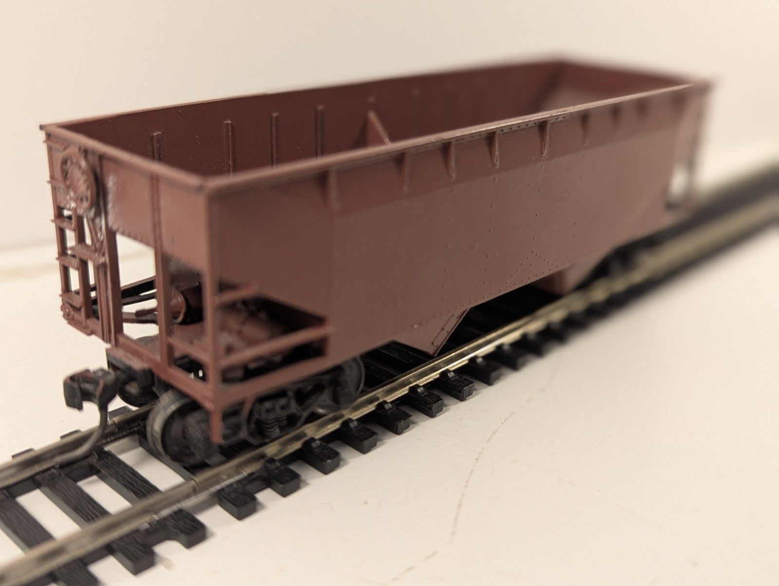Athearn HO Gauge Southern Pacific Hopper Wagon – Renumbered