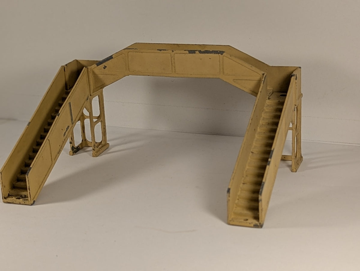 Hornby Dublo OO Gauge D1 Footbridge Cream