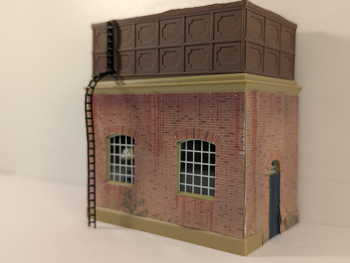 Hornby OO Gauge Water Tower Brick R505