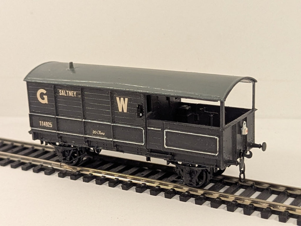 Kit Built OO Gauge GWR Toad Brake Van 'Saltney' 114925 GWR Grey