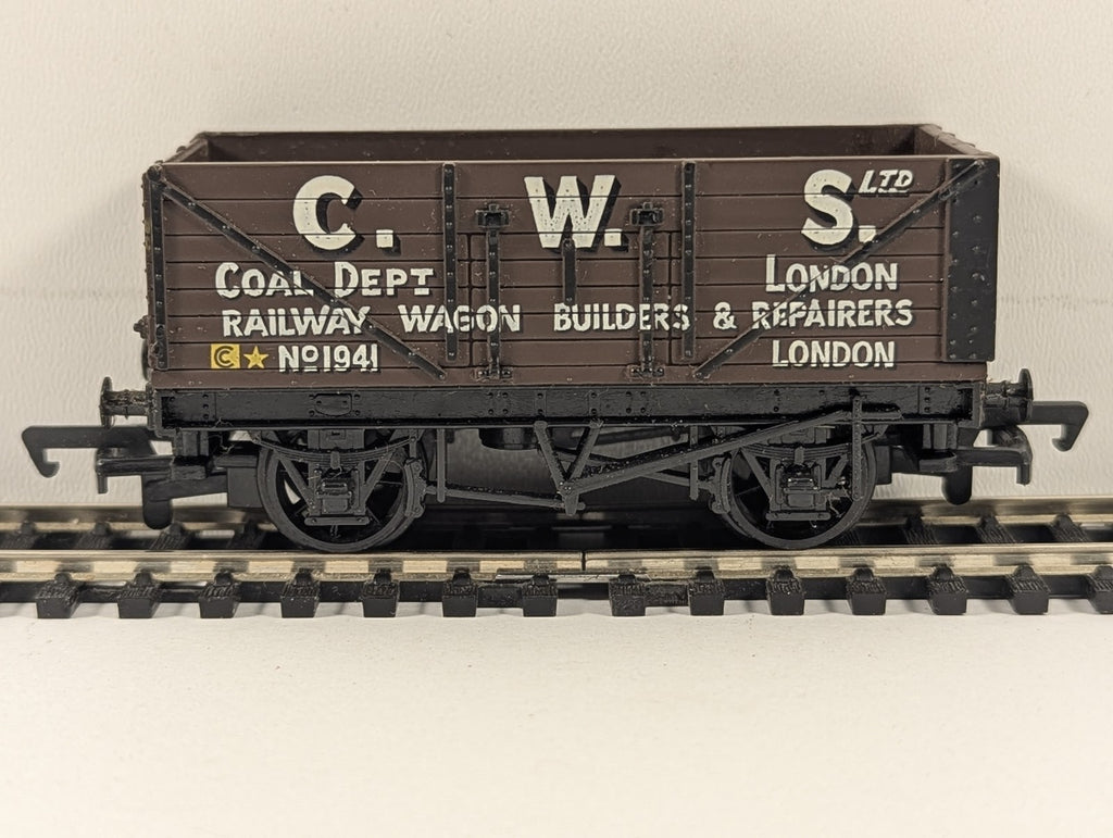 Mainline OO Gauge 7 Plank Wagon C.W.S. Goods Wagon 1941 C.W.S. Brown 37-129