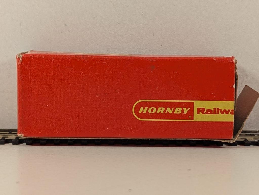 Hornby OO Gauge 16 Ton Mineral Wagon Goods Wagon B75201 BR Grey