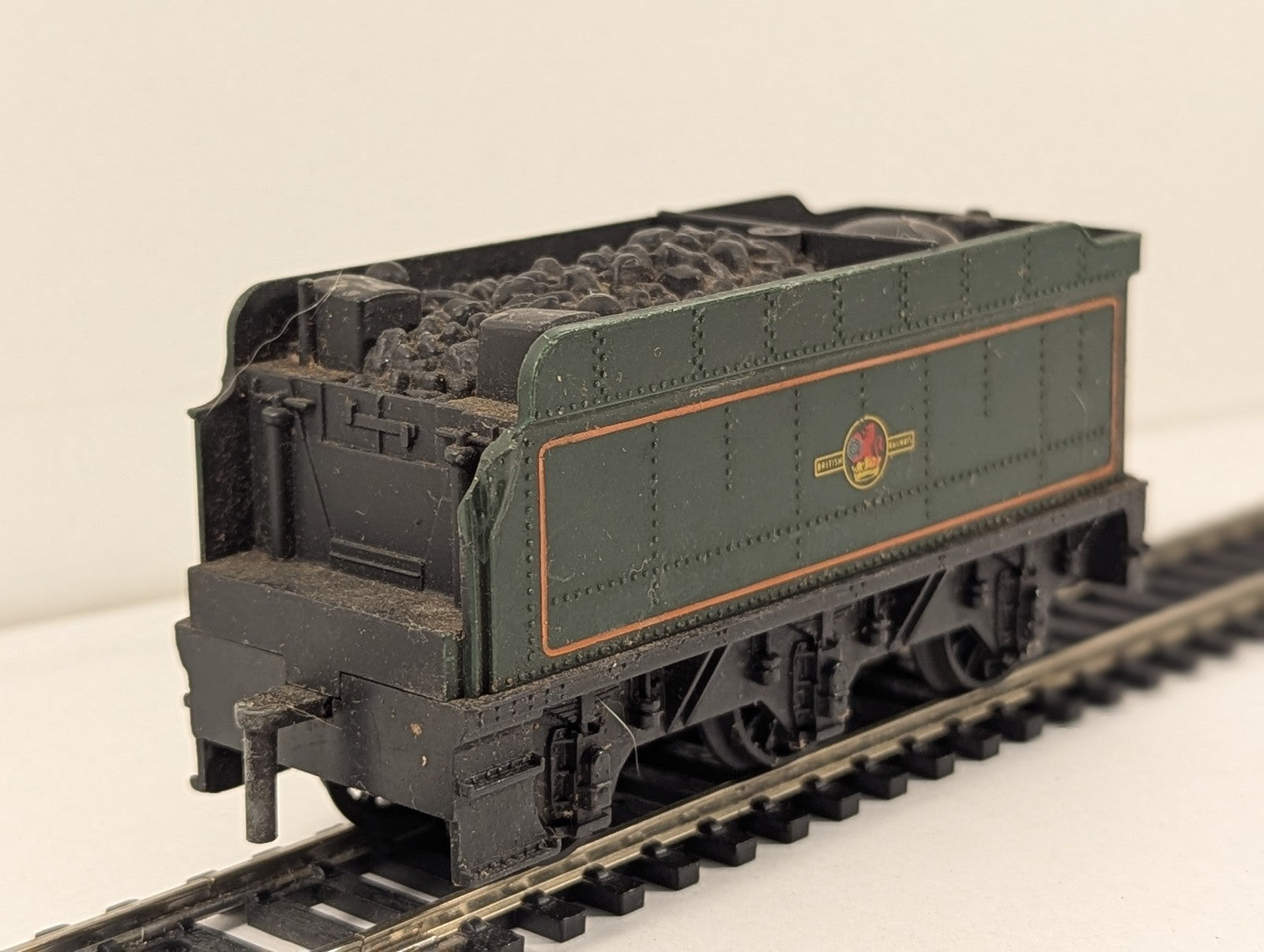 Tri-ang OO Gauge 6-Wheel Tender BR Green